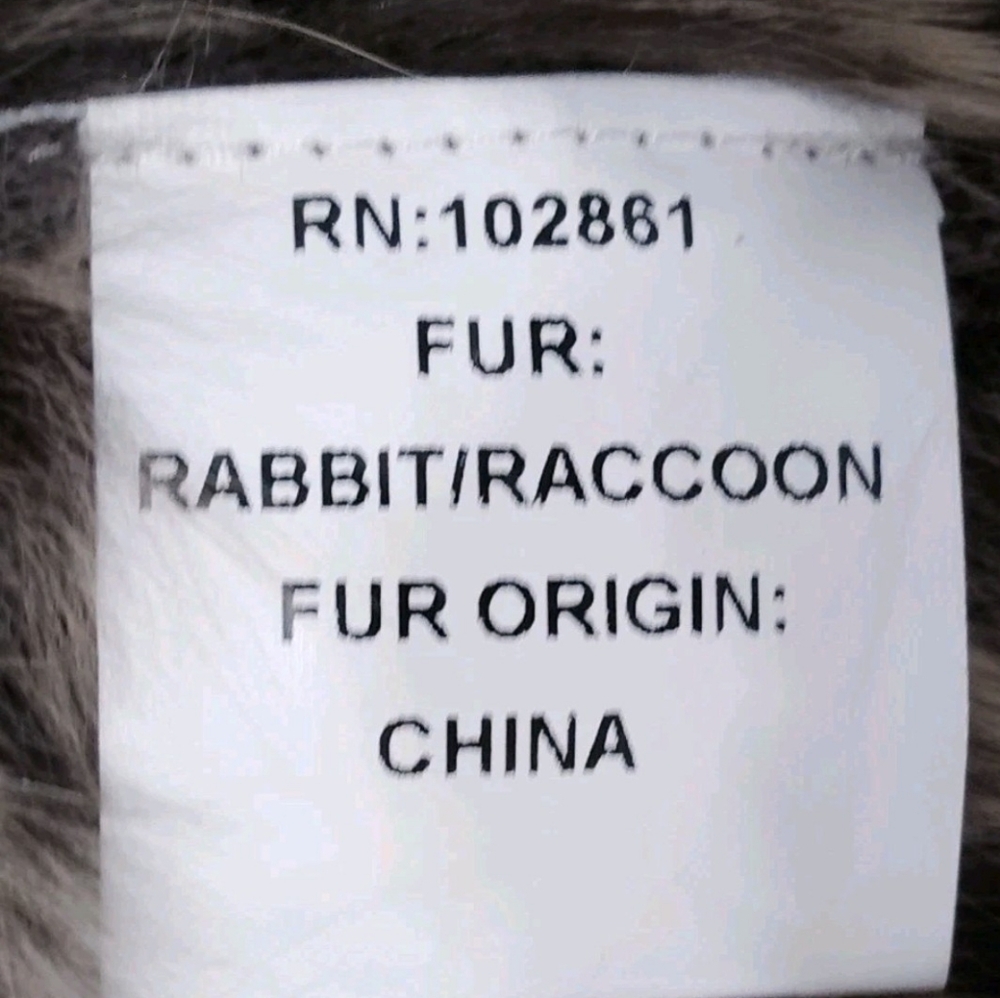 ADORE Rabbit Racoon Fur Vest Size S. - Picture 9 of 9